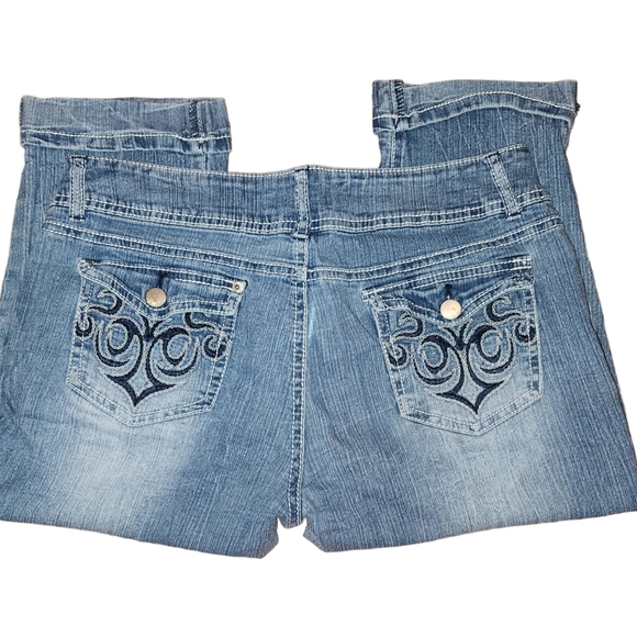 NB Jean Capris - Picture 5 of 10